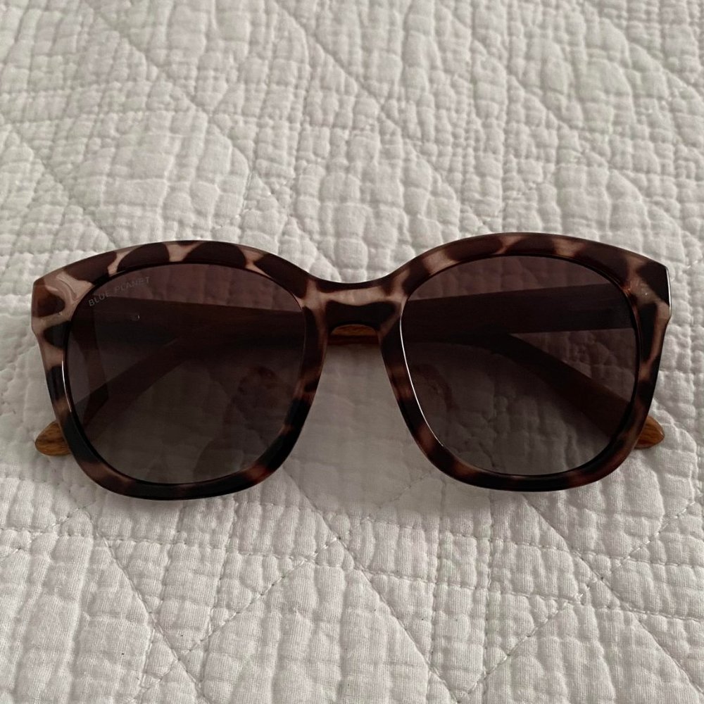 Tortoise Print Polarized Sunglasses